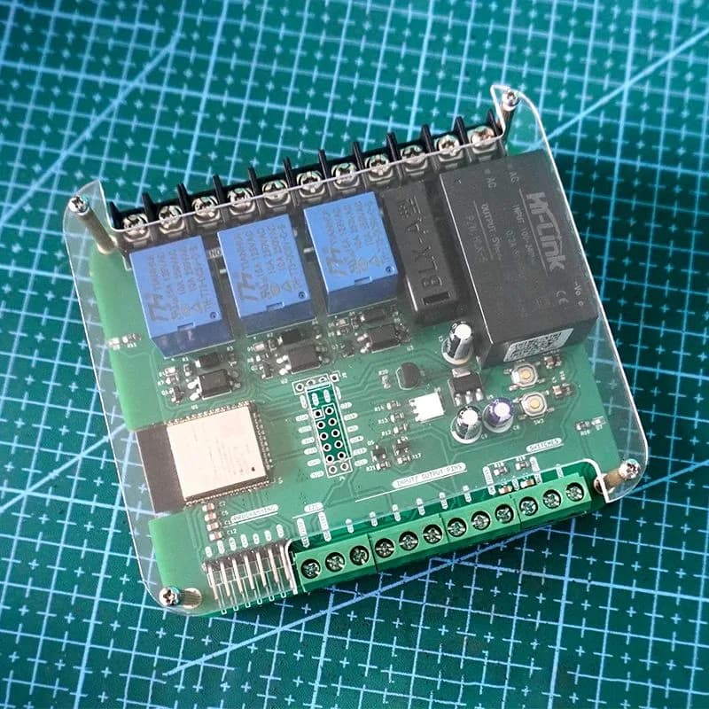 ESP32 Универсальная релейная плата IOT