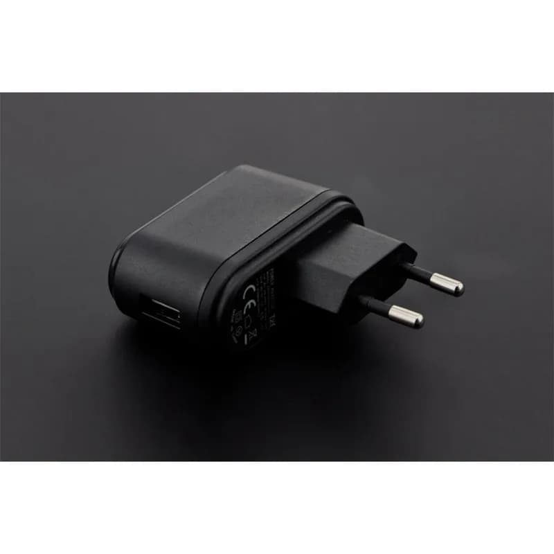 Настенный адаптер Источник питания USB 5 В при 1 А (европейский стандарт)