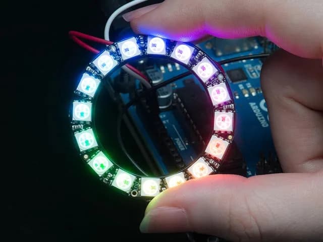 NeoPixel Ring - 16 x 5050 RGB светодиодов со встроенными драйверами