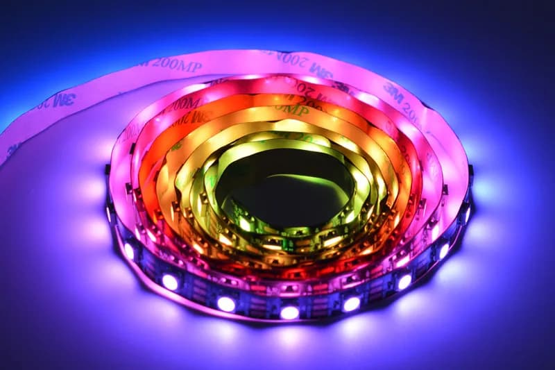 Цифровая светодиодная лента RGB 120 LED-Черная