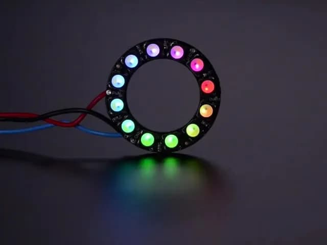 NeoPixel Ring - 12 светодиодов RGBW x 5050 со встроенными драйверами