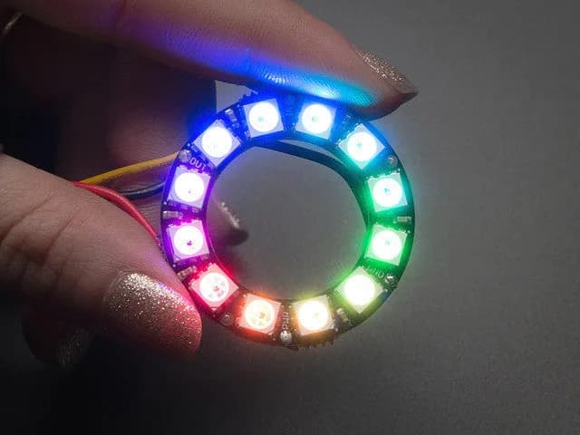 NeoPixel Ring — 12 RGB-светодиодов WS2812 5050 со встроенными драйверами