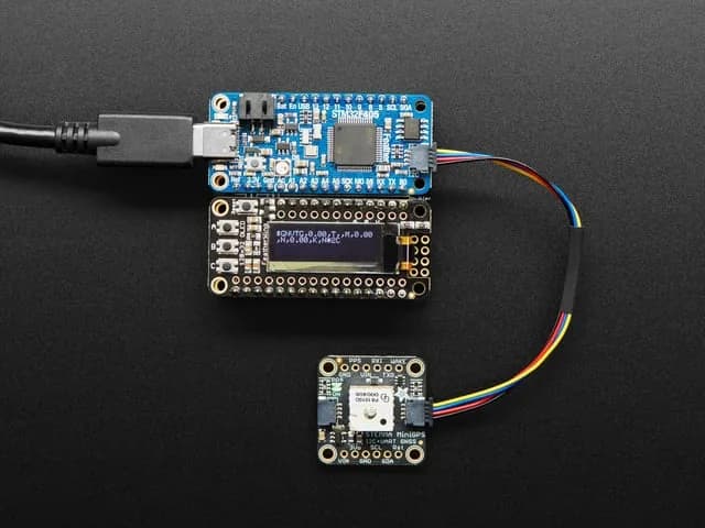 Adafruit Mini GPS PA1010D - UART и I2C - STEMMA QT