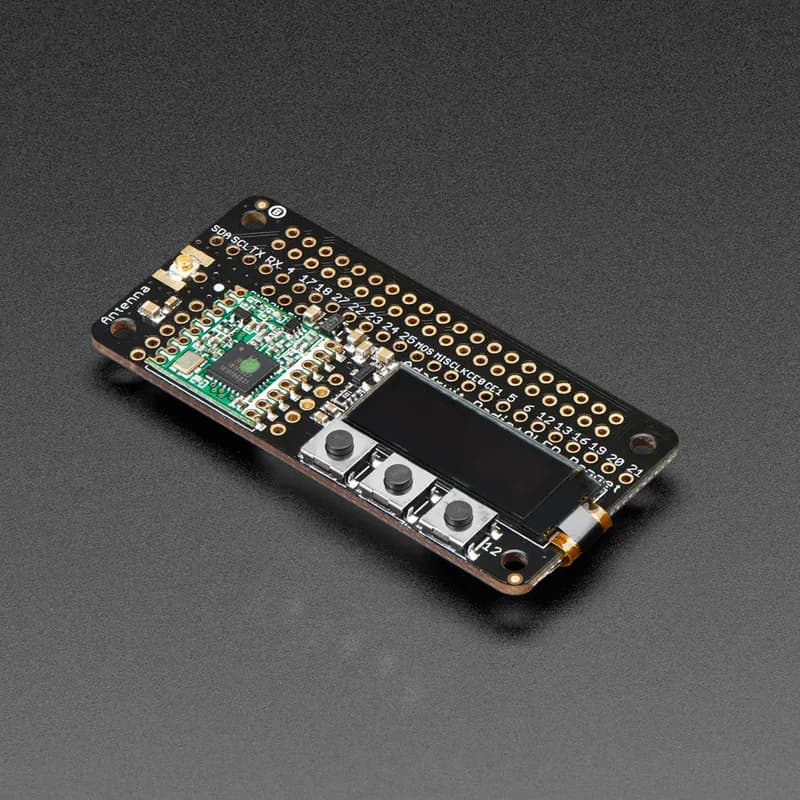 Радиокапот Adafruit LoRa с OLED-экраном — RFM95W @ 915 МГц — RadioFruit