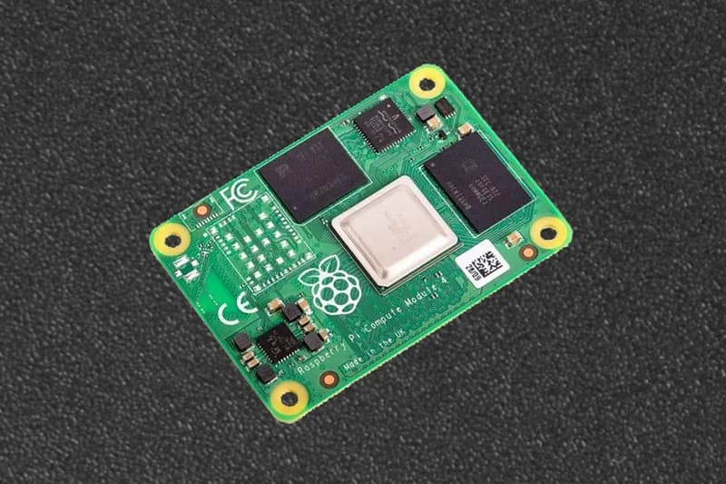 Исследуйте возможности двух дисплеев 4K вычислительного модуля Raspberry Pi 4!