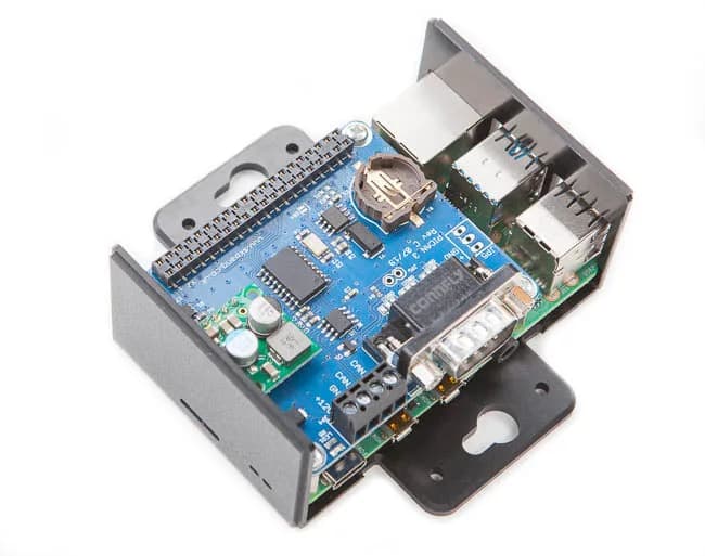 Чехол PiCan 3 для Raspberry Pi 4 (PiCan Gehäuse)